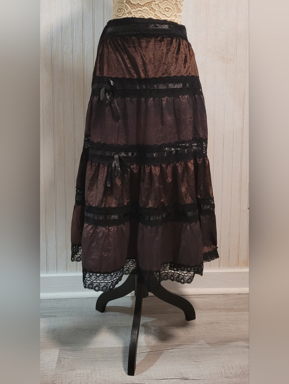 Vintage Y2K Moine USA Brown Bronze Shimmery Tiered Lace Skirt Size L